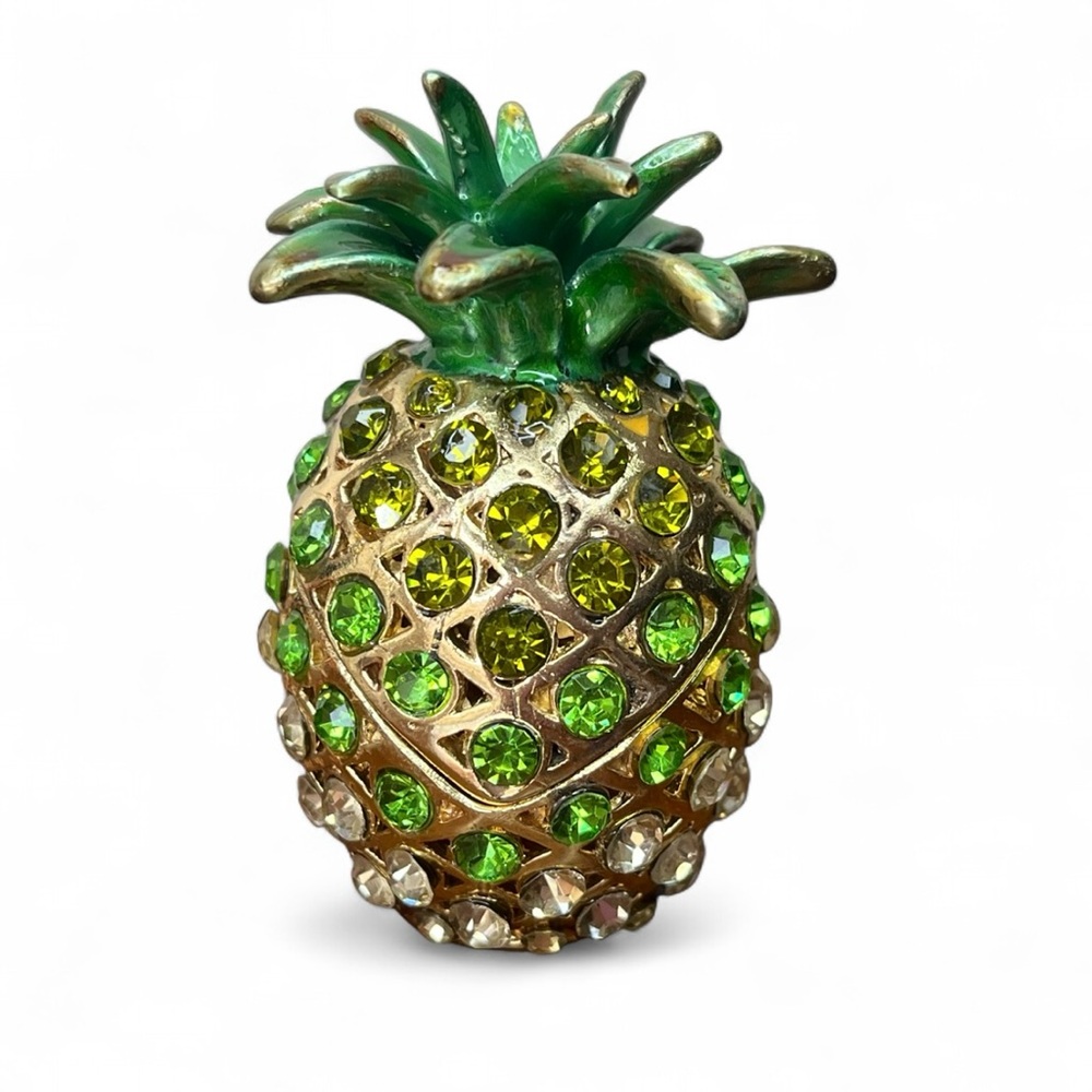 Hawaiian Pineapple Trinket Box Rhinestone Enameled Magnetic Closure Tchotchke